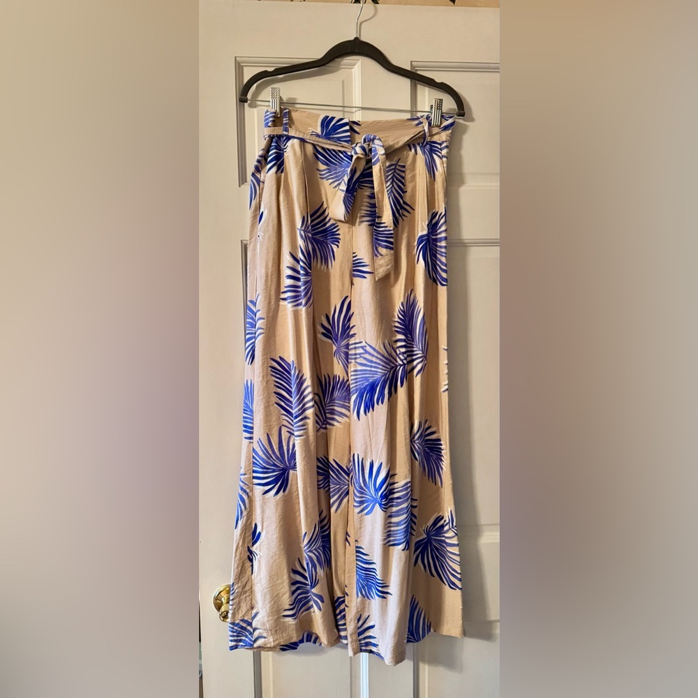 Frnch Paris Blue Leaf Print Pants